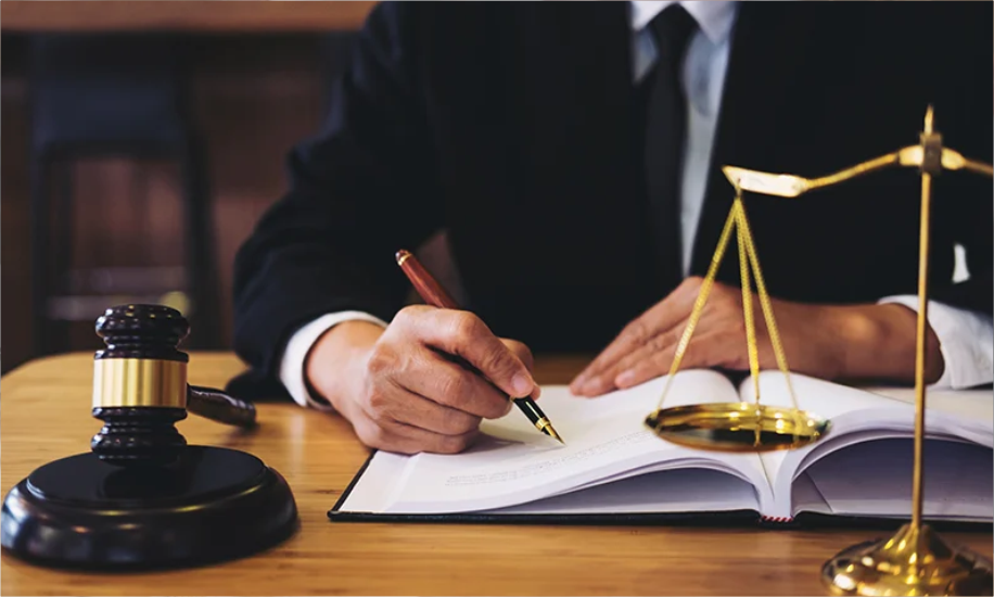Firma Hukum Herdi Munte dan Rekan Layanan